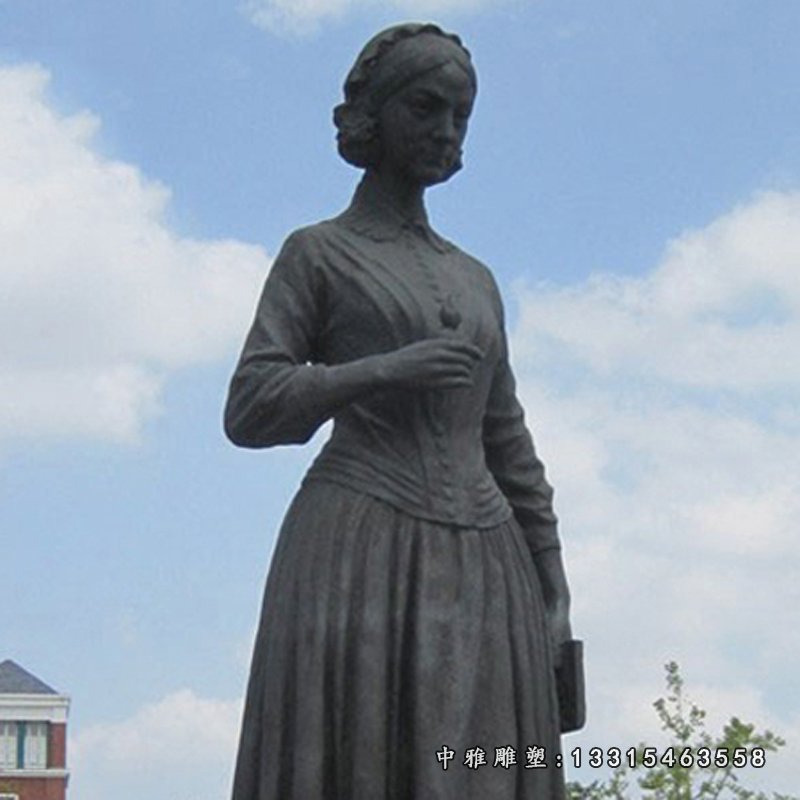 广场南丁格尔人物石雕