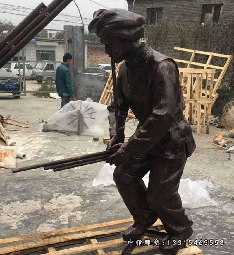 少数民族的乐器和人物铜雕，街边人物雕塑 (1)