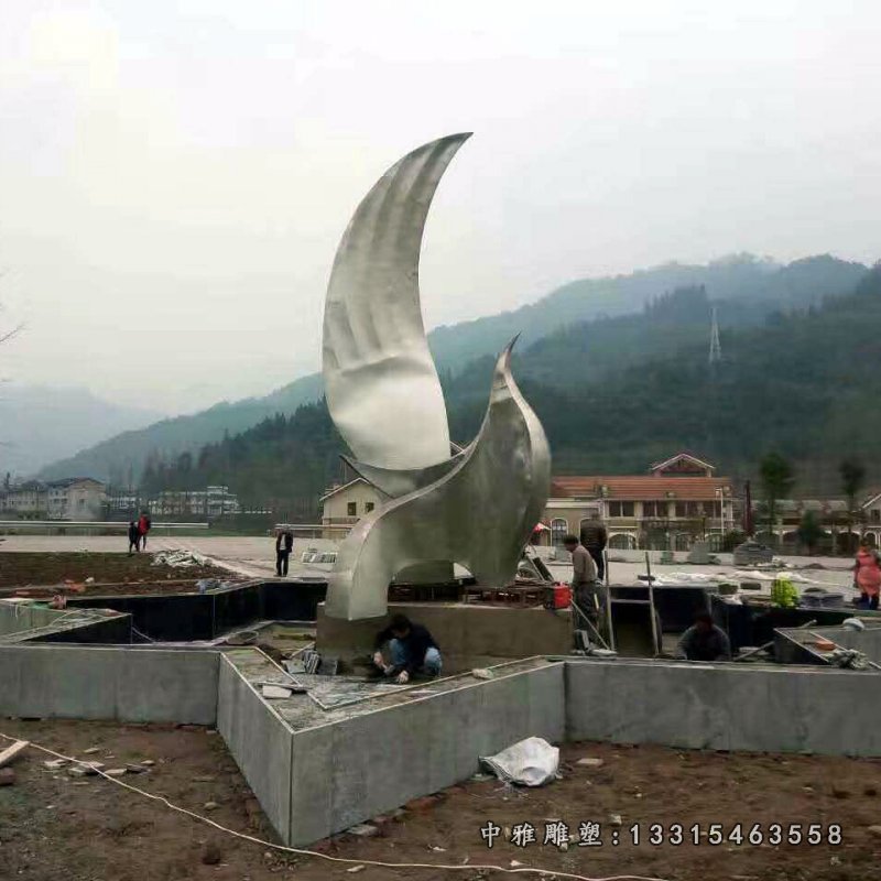 不锈钢大型翅膀装饰雕塑