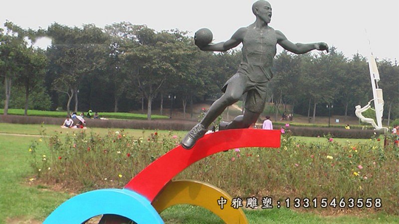 公园打篮球人物铜雕