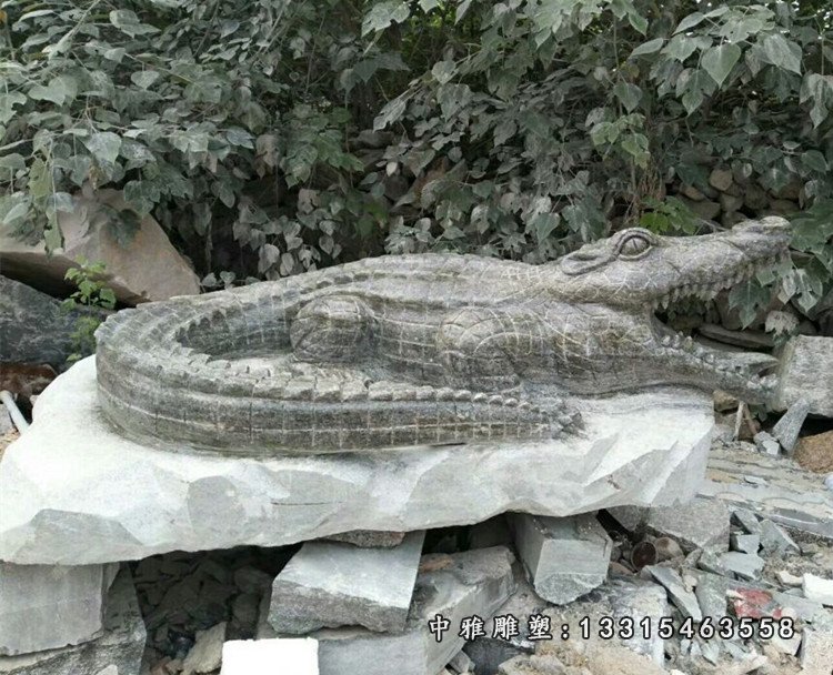 公园动物石雕，鳄鱼石雕 (2)