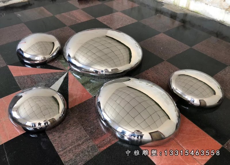 镜面不锈钢鹅卵石雕塑