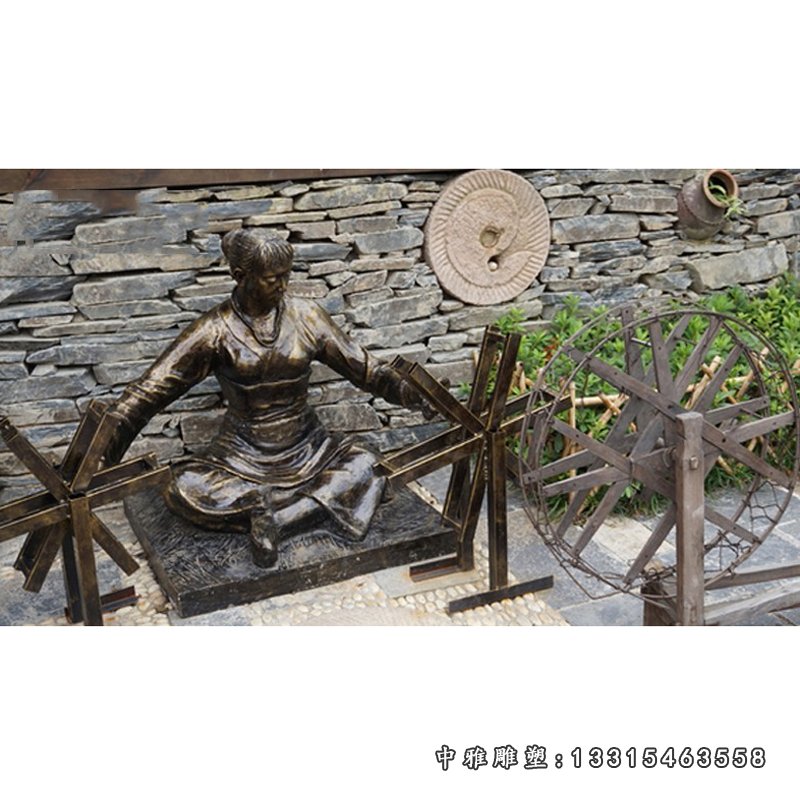 古代纺织女子人物铜雕