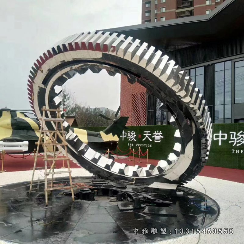 不锈钢齿轮雕塑