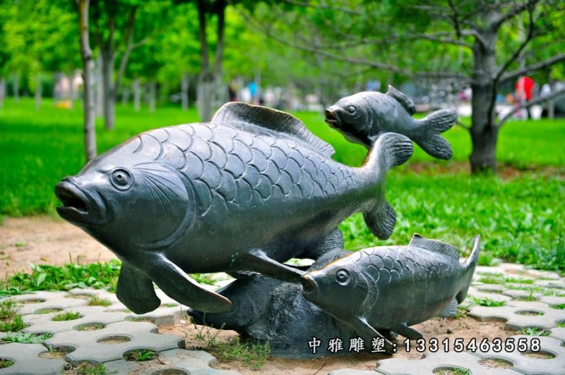 铜雕鱼，公园动物铜雕