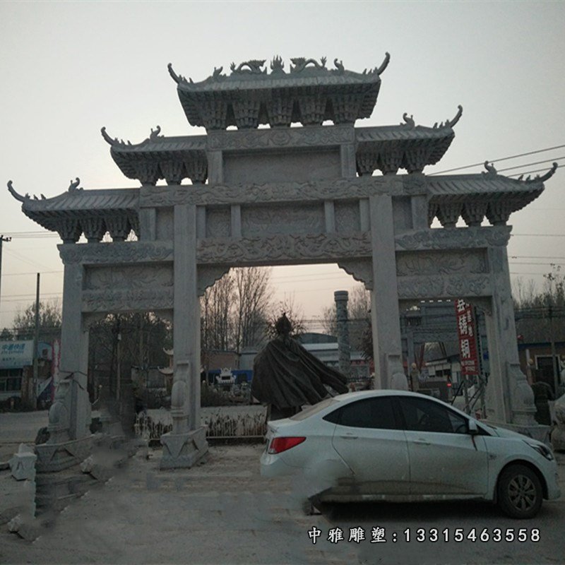 青石三门牌楼石雕道路牌坊雕塑 (5)