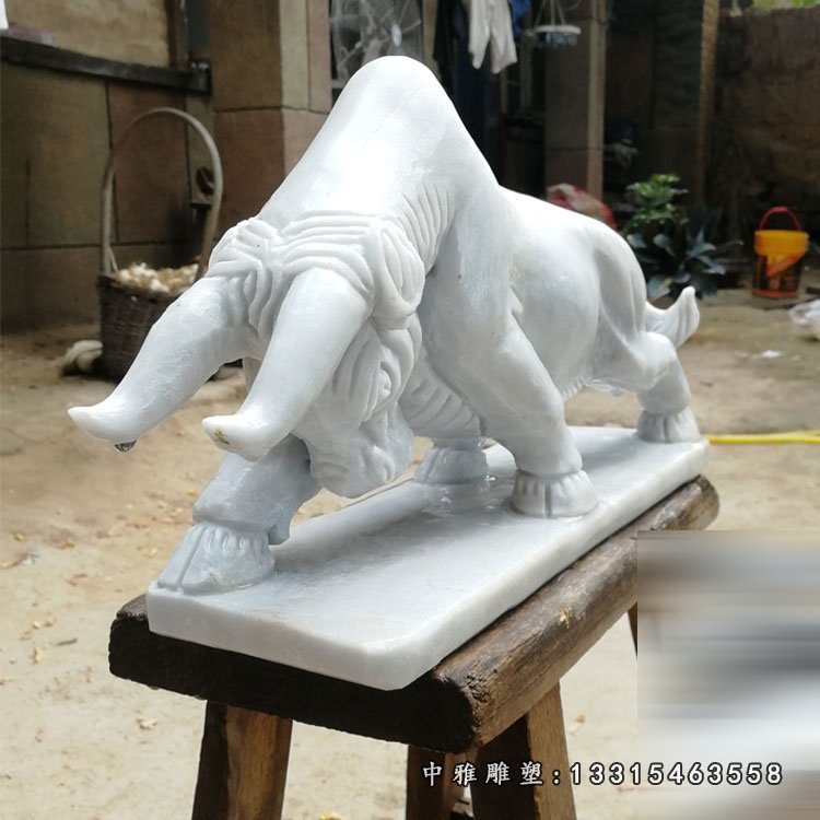开荒牛石雕，汉白玉石雕牛 (1)