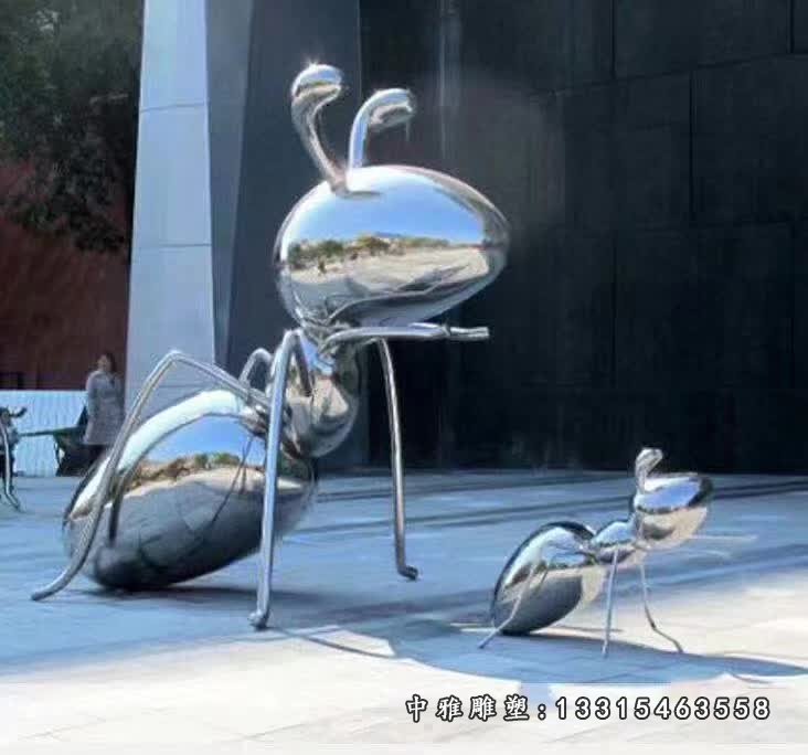 不锈钢镜面抛光蚂蚁雕塑 (2)