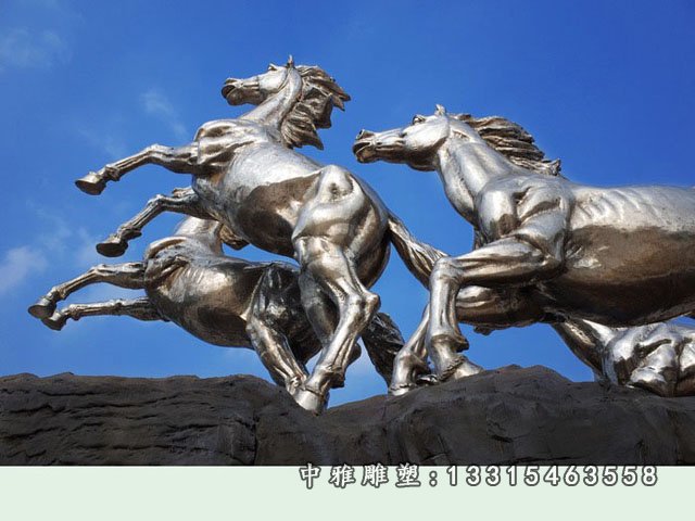 不锈钢镜面奔跑马雕塑
