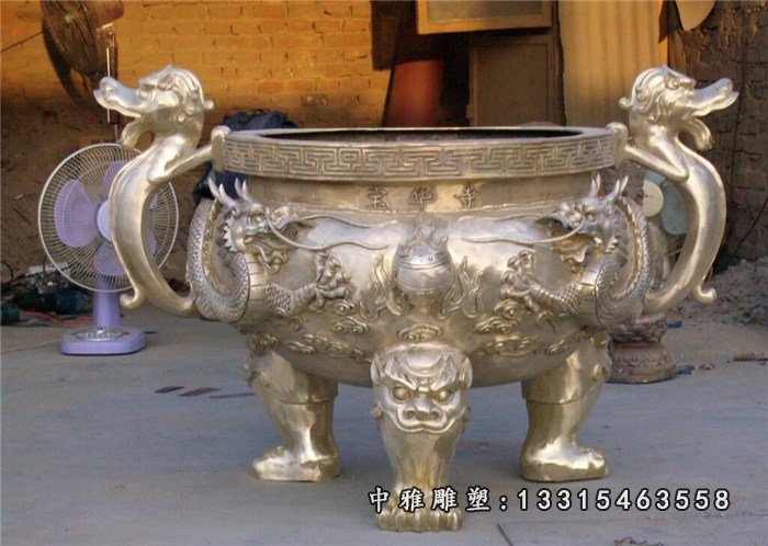 三足圆鼎,宝华寺铜鼎