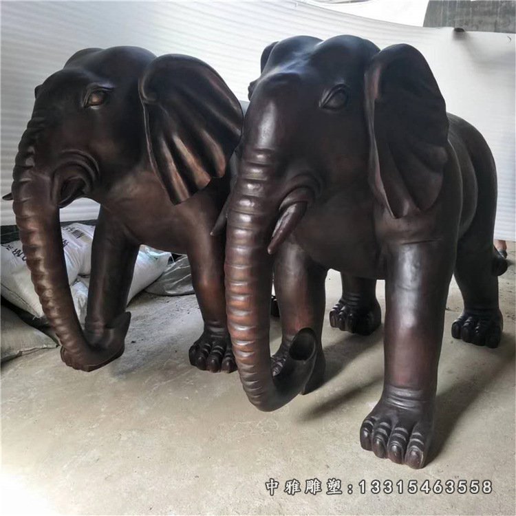 大象动物雕塑