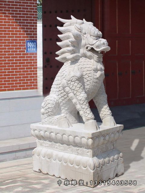 神兽石雕麒麟