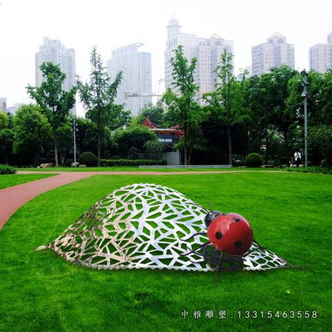 动物瓢虫不锈钢雕塑