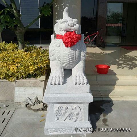 独角兽石雕动物