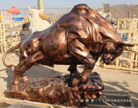 铜雕广场动物牛雕塑