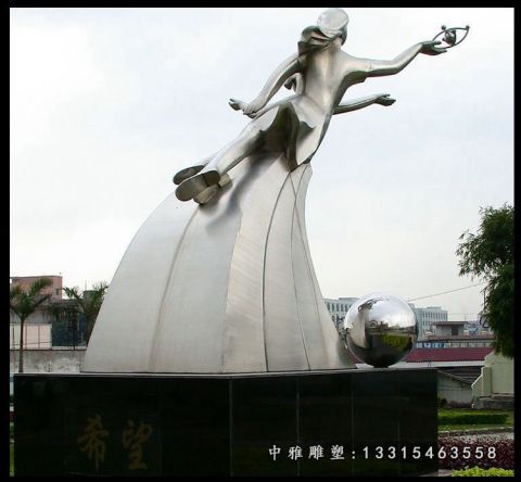 情侣不锈钢雕塑