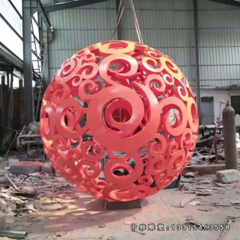 广场不锈钢镂空圆球雕塑