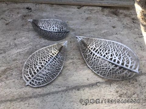 园林不锈钢树叶雕塑
