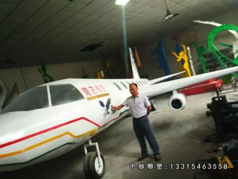 仿真不锈钢飞机雕塑