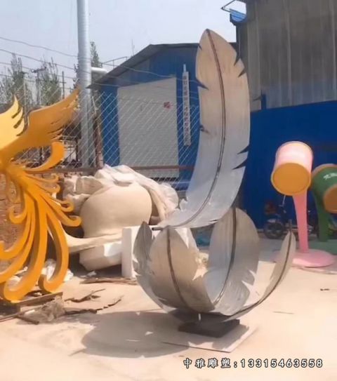 不锈钢仿真羽毛雕塑
