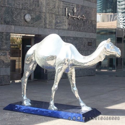 广场骆驼不锈钢雕塑