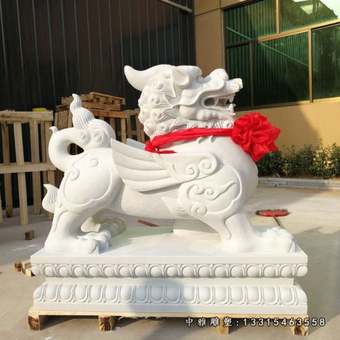 石雕门口貔貅