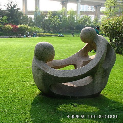 抽象人物广场石雕