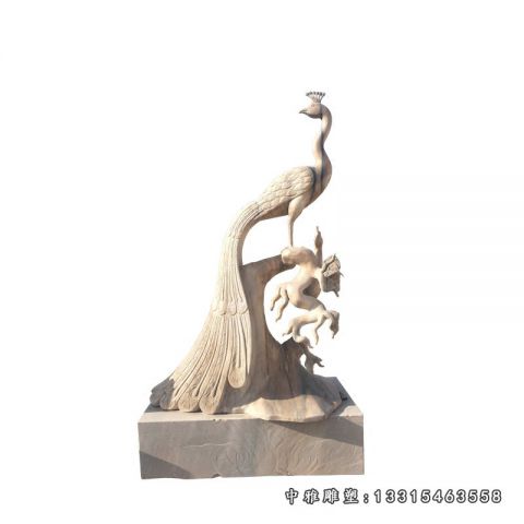 石雕公园孔雀