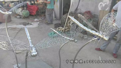 不锈钢蜻蜓动物雕塑