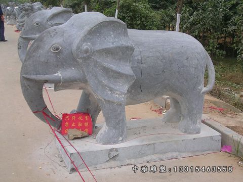 招财石雕大象