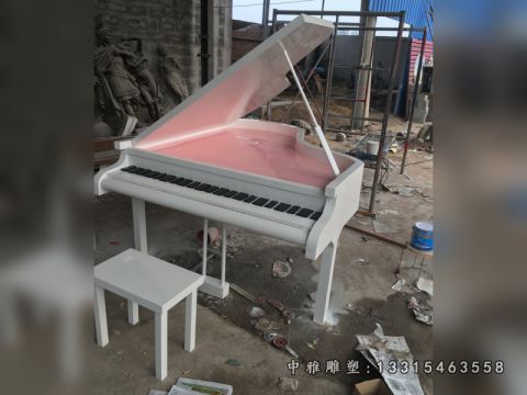 广场不锈钢钢琴雕塑