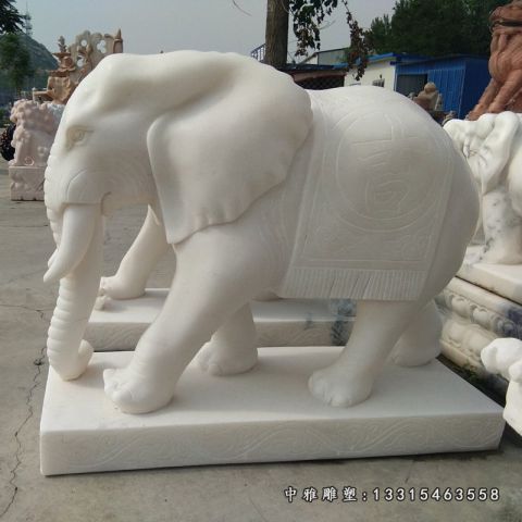 汉白玉石雕大象