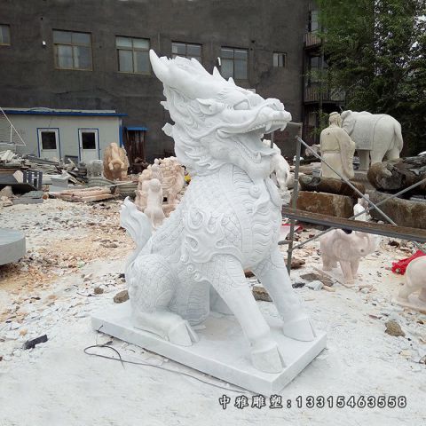 瑞兽石雕麒麟动物