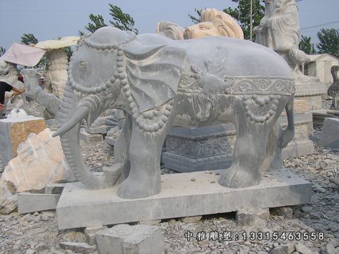 吉祥如意石雕大象