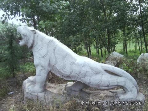 瑞兽老虎石雕