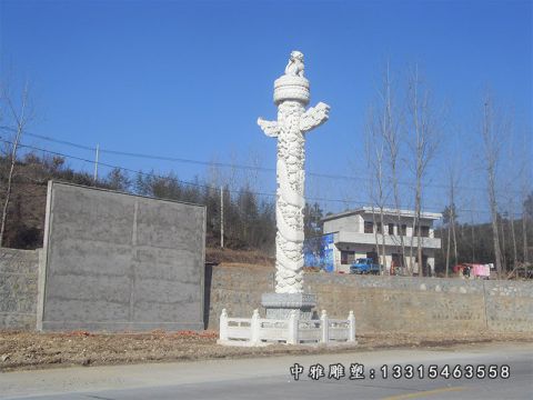 广场龙柱石雕雕塑