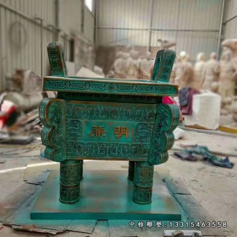 铜雕寺庙四足鼎摆件