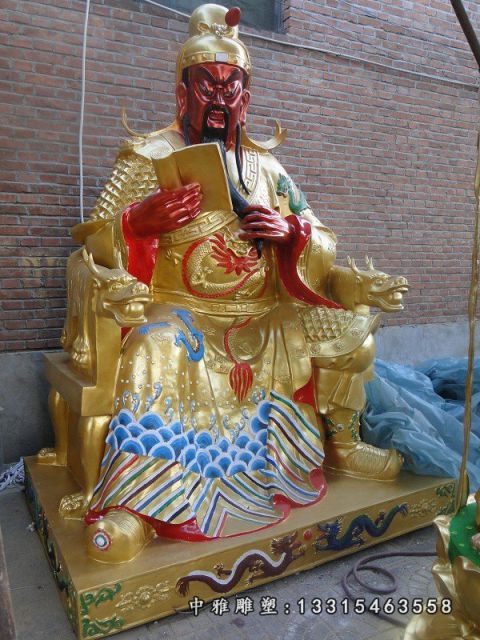铜雕广场关公