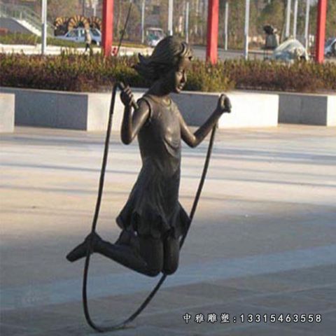 铜雕跳绳人物