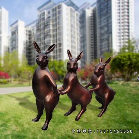 铜雕公园兔子动物