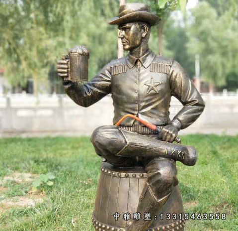 公园喝酒铜雕人物摆件