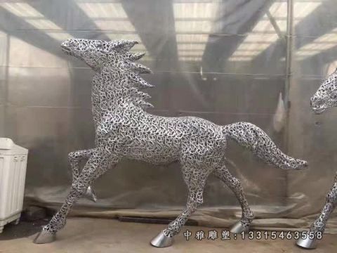 不锈钢草原马动物雕塑
