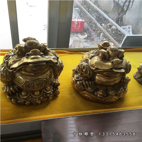 招财金蟾动物铜雕