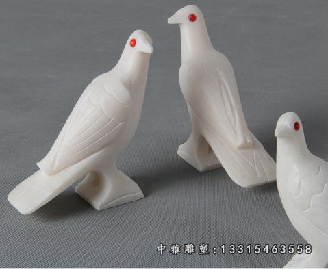 小型石雕鸽子