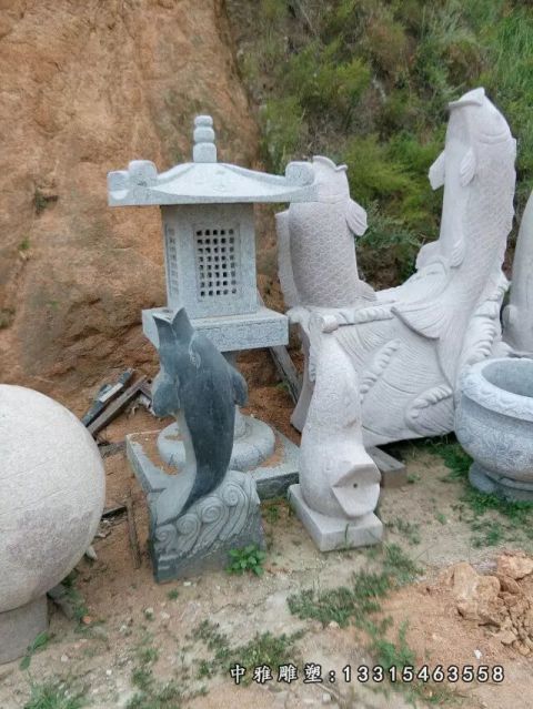 石雕喷水鱼动物