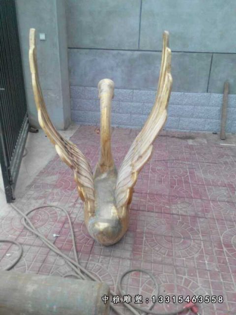 铜雕展翅天鹅雕塑