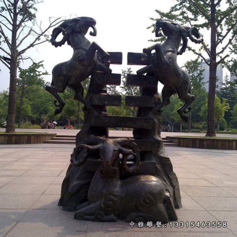 铜雕公园动物羊