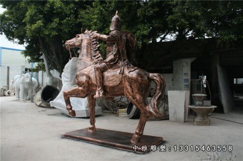 铜雕骑马士兵
