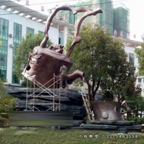流水茶壶铜雕