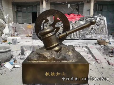 铜雕景观法治雕塑